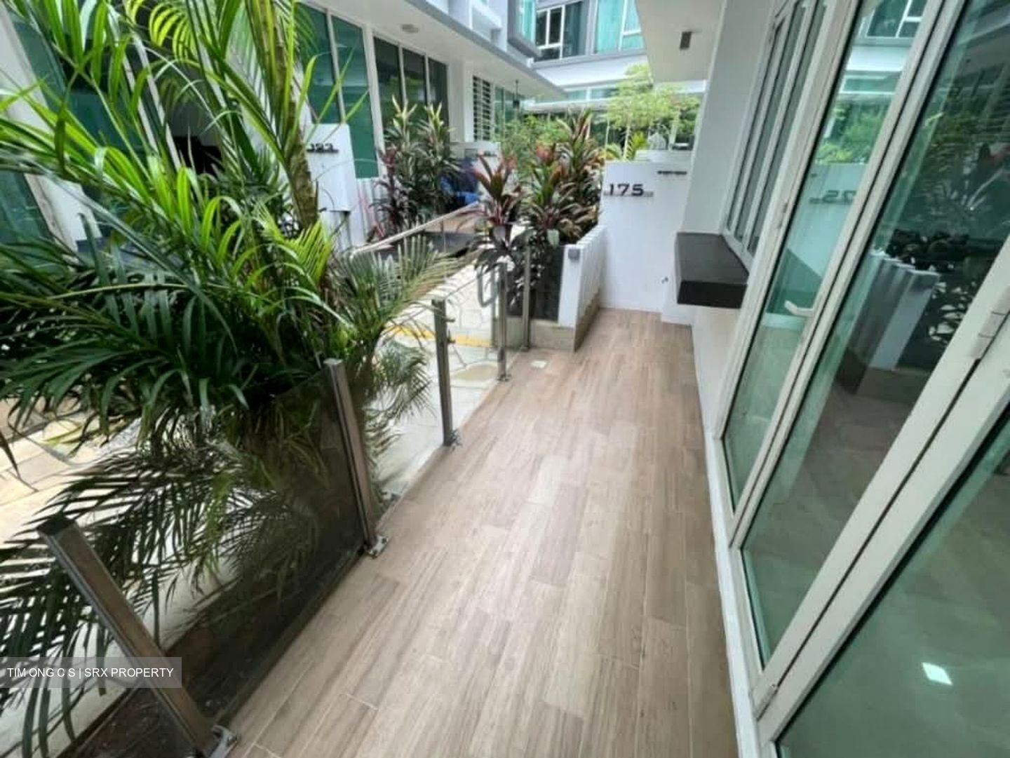 Cabana (D28), Terrace #542620991